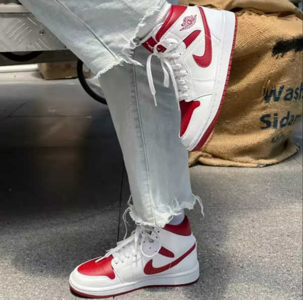 Giày Nike Air Jordan 1 Mid ‘Reverse Chicago’ BQ6472-161 - Ảnh 3