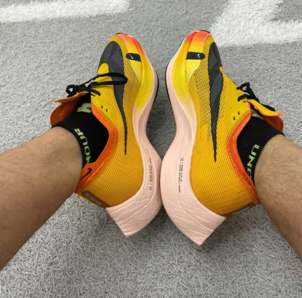 Giày Nike ZoomX Vaporfly Next% 2 'University Gold' DO2408-739 - Ảnh 4