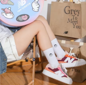 Alternative view of Giày New Balance 'Red Multicolor' CT302MA