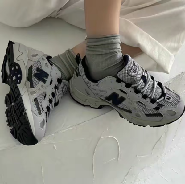 Giày New Balance 827 'Dark Grey' ML827XC - Ảnh 3