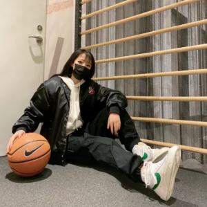 Alternative view of Giày Nike Blazer Mid 77 'White Pine Green' DA4086-115