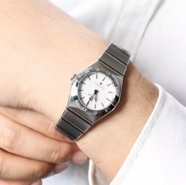 Đồng Hồ Omega Constellation Manhattan 'Silver' 131-10-25-60-02-001 - Ảnh 3