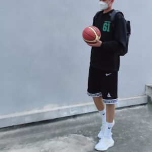 Alternative view of Giày Adidas Ultra Boost 22 'Triple White' GX5459