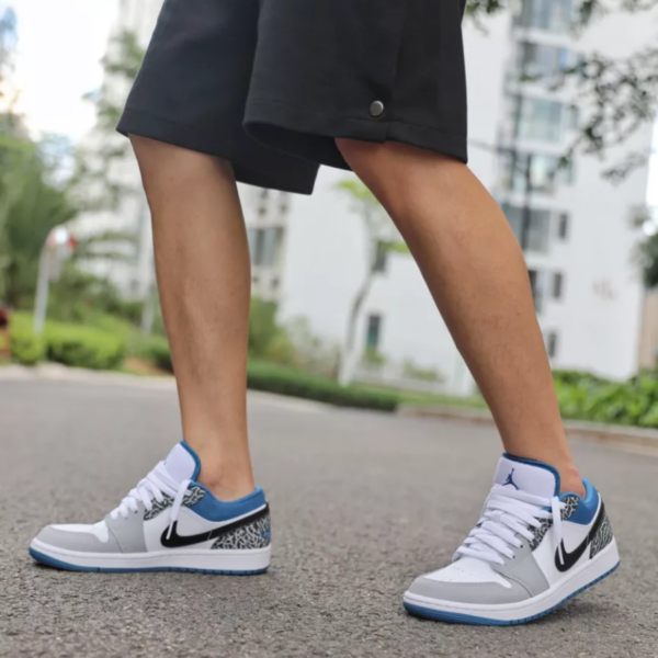Giày Nike Air Jordan 1 Low SE 'True Blue' DM1199-140 - Ảnh 3
