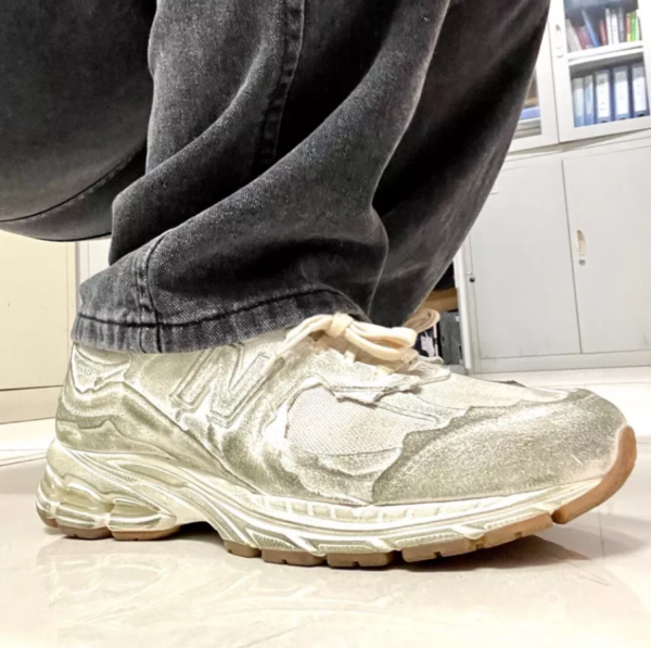 Giày New Balance 2002R 'Protection Pack Distressed' M2002RDG - Ảnh 3