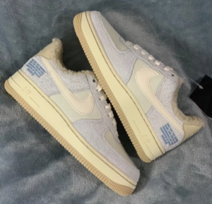 Giay Nike Air Force 1 Low '07 LV8 Sherpa Photon Dust DO7195-025