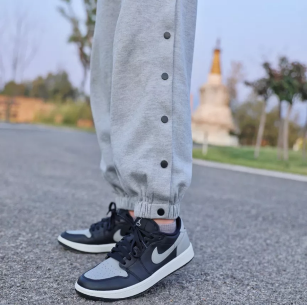 Giày Nike Air Jordan 1 Retro Low 'Golf Shadow' DD9315-001 - Ảnh 2
