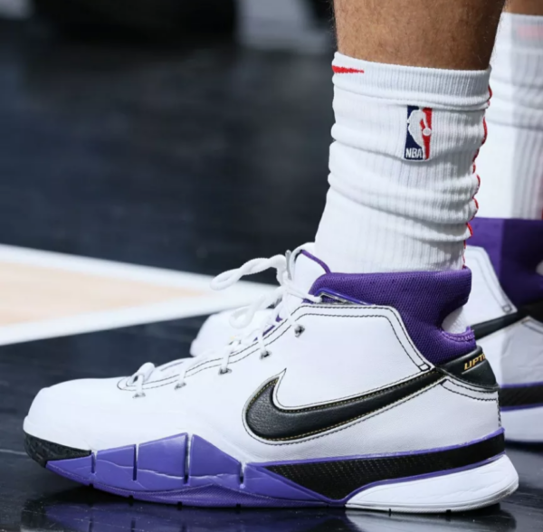 Giày Nike Zoom Kobe 1 Protro 81 Points 'White Purple' AQ2728-105 - Ảnh 3