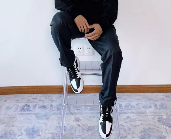 Giày Nike Wmns Air Jordan 1 Mid SE 'Homage' DR0501-101 - Ảnh 4