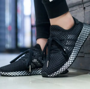 Alternative view of Giày Adidas Deerupt Runner W 'Black' CG6088