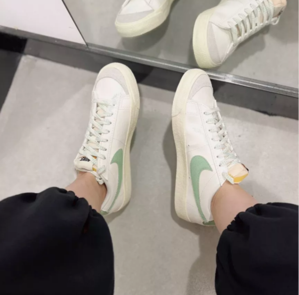 Giày Nike Blazer Low '77 'Certified Fresh' DO9799-100 - Ảnh 8