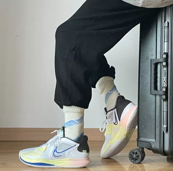 Giày Nike Kyrie Low 5 'White Game Royal' DJ6014-100 - Ảnh 3