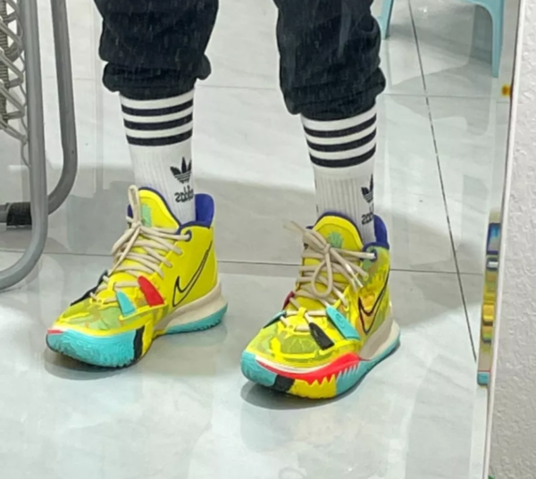 Giày Nike Kyrie 7 EP '1 World 1 People' CQ9327-700 - Ảnh 3
