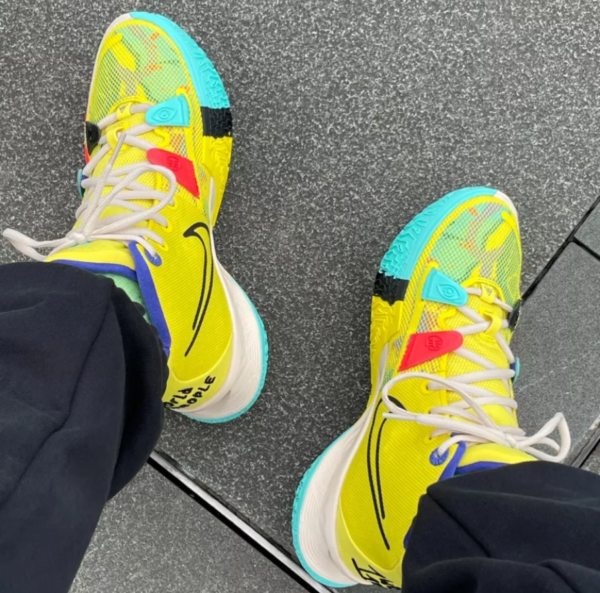 Giày Nike Kyrie 7 EP '1 World 1 People' CQ9327-700 - Ảnh 2