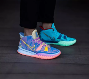 Alternative view of Giày Nike Kyrie 7 EP Special FX 'Sky Blue' DC0589-400