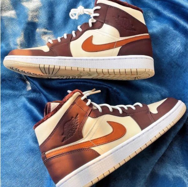 Giày Nike Air Jordan 1 Mid 'Cream Dark Chocolate' DO6699-200 - Ảnh 6