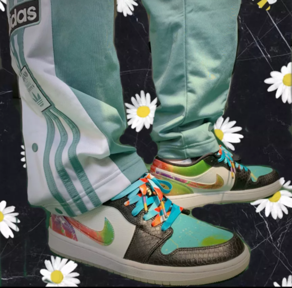 Giày Nike Air Jordan 1 Low 'Galaxy' CW7309-090 - Ảnh 3