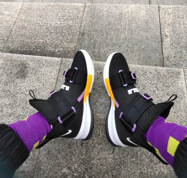 Giày Nike LeBron Soldier 13 'Black Yellow' AR4228-004 - Ảnh 5