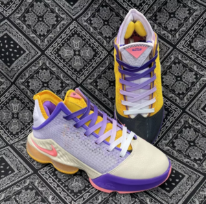 Giay Nike Lebron 19 Low 'Mismatch' DO9829-500