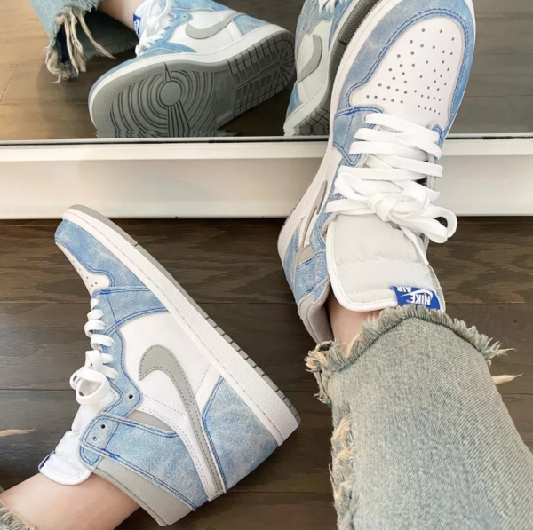 Giày Nike Air Jordan 1 Retro High OG GS 'Hyper Royal' 575441-402 - Ảnh 7