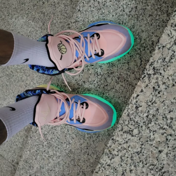 Giày Nike Kyrie 8 Infinity 'Valentine's Day' DH5385-900 - Ảnh 3