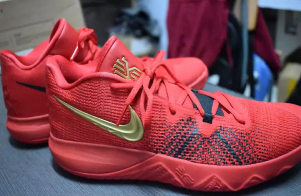 Giày Nike Kyrie FlyTrap EP 'University Sepatu' AJ1935-600 - Ảnh 7