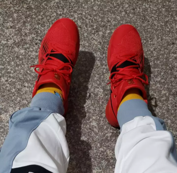 Giày Nike Kyrie FlyTrap EP 'University Sepatu' AJ1935-600 - Ảnh 4