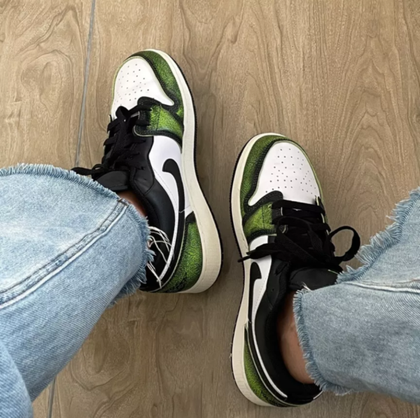 Giày Nike Air Jordan 1 Low Wear Away 'Electric Green' DN3705-003 - Ảnh 3