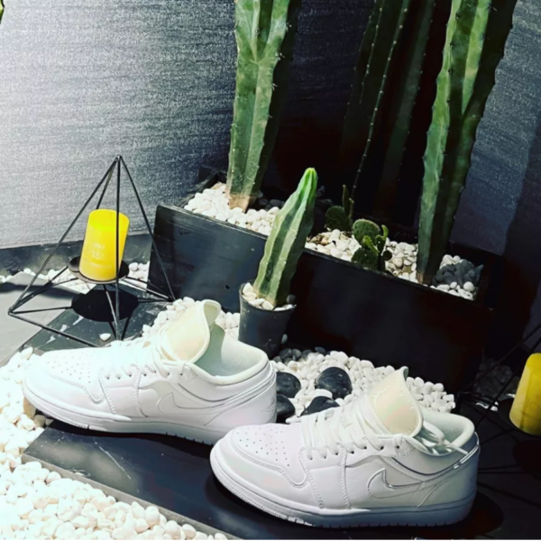 Giày Nike Air Jordan 1 Low 'Triple White' DV0990-111 - Ảnh 5