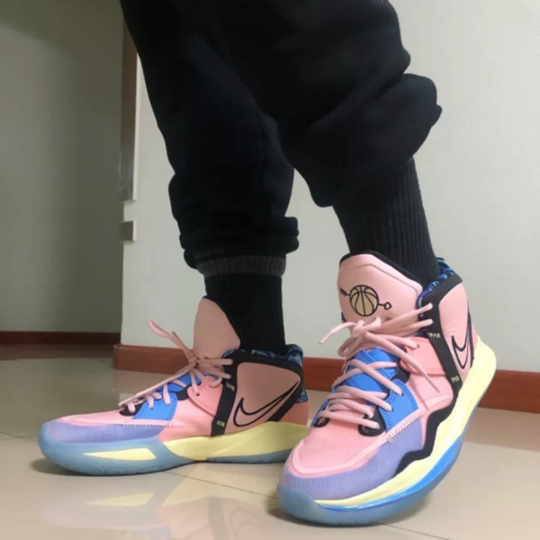 Giày Nike Zoom Kyrie 8 Infinity EP 'Valentine's Day' DH5387-900 - Ảnh 4