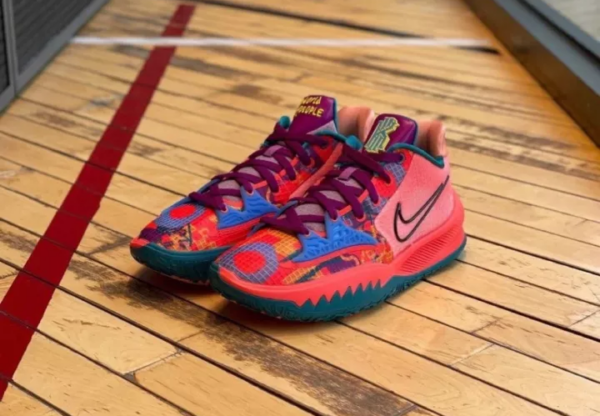 Giày Nike Kyrie Low 4 '1 World 1 People' CW3985-600 - Ảnh 3