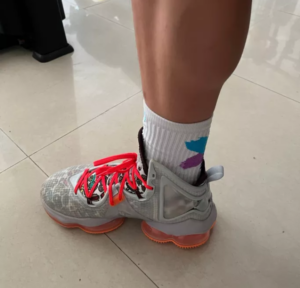 Giay Nike Lebron 19 'Fast Food' DC9339-001