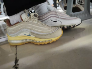 Giay Nike Air Max 97 'Vintage' DV1489-141