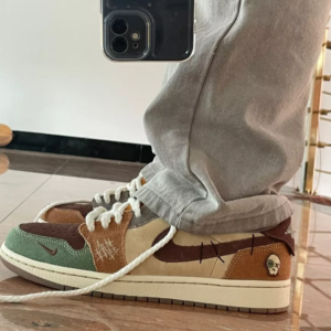 Giay Nike Zion Williamson x Air Jordan 1 Retro Low OG 'Voodoo' DZ7292-200