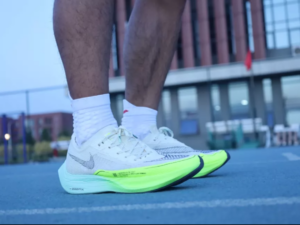 Giay Nike ZoomX Vaporfly Next% 2 'Coconut Green' DV9428-100