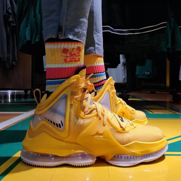 Giày Nike LeBron 19 Hard Hat 'Yellow' CZ0203-700 - Ảnh 3