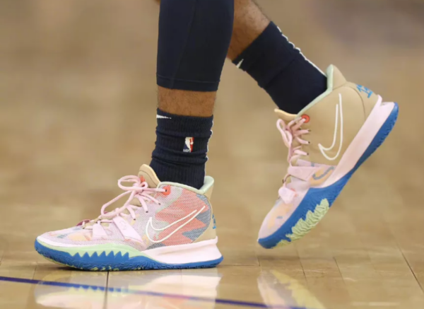 Giày Nike Kyrie 7 EP '1 World 1 People Regal Pink' CQ9327-600 - Ảnh 2