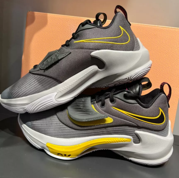 Giày Nike Zoom Freak 3 EP 'Low Battery' DA0695-006 - Ảnh 2