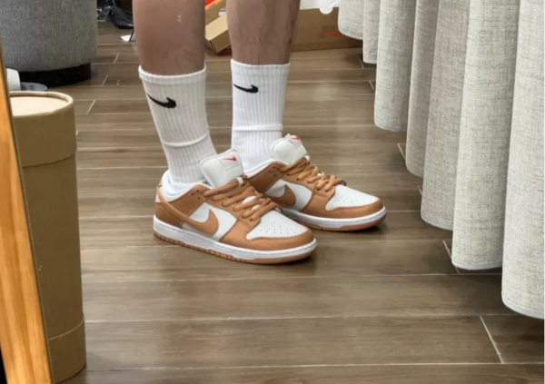 Giày Nike SB Dunk Low 'Light Cognac' DM8998-200 - Ảnh 2