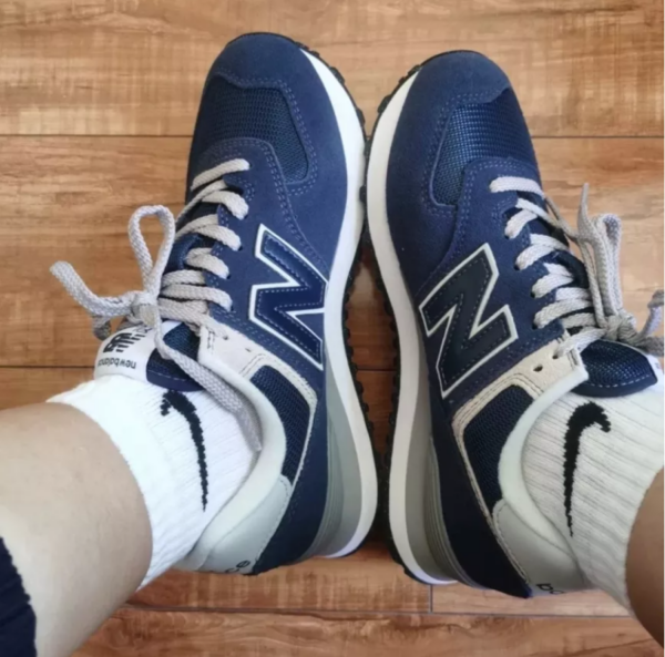 Giày New Balance 574 Classic 'Navy Blue' WL574EVN - Ảnh 5