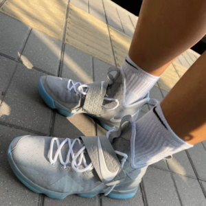 Alternative view of Giày Nike LeBron 14 'MAG' 852405-005