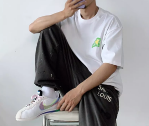 Alternative view of Giày Nike Cortez 'Be True' DR5491-100