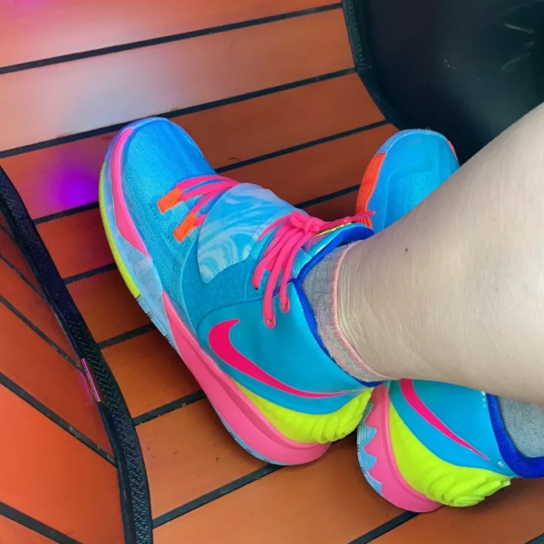 Giày Nike Kyrie 6 GS 'Pool' CZ4686-409 - Ảnh 4