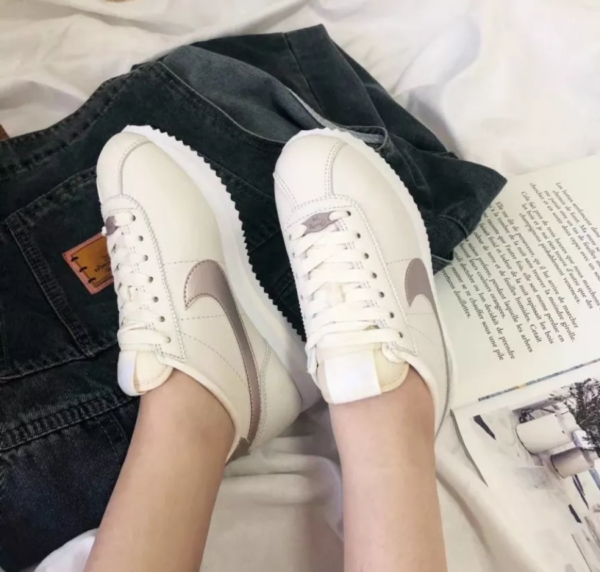 Giày Nike Cortez Basic SL GS 'Phantom Metallic Red Bronze' AH7528-002 - Ảnh 2