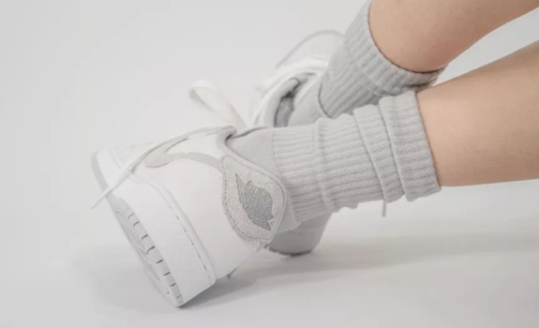 Giày Nike Air Jordan 1 Retro Low OG GS 'Neutral Grey' 2021 CZ0858-100 - Ảnh 6