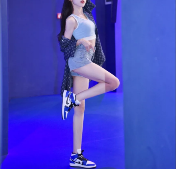 Giày Nike Wmns Air Jordan 1 Mid 'Sisterhood' CV0152-401 - Ảnh 9