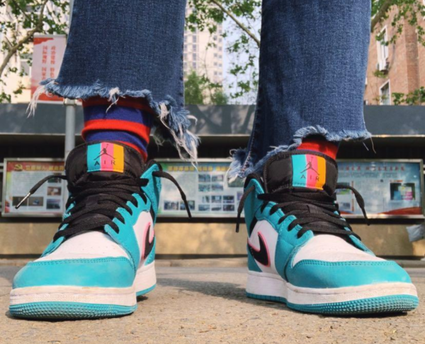 Giày Nike Air Jordan 1 Mid SE 'South Beach' 852542-306 - Ảnh 4