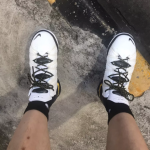 Alternative view of Giày Nike LeBron 18 'Home' CQ9283-100