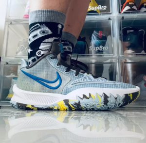 Alternative view of Giày Nike Kyrie Low 4 EP 'Light Armory Blue' CZ0105-400