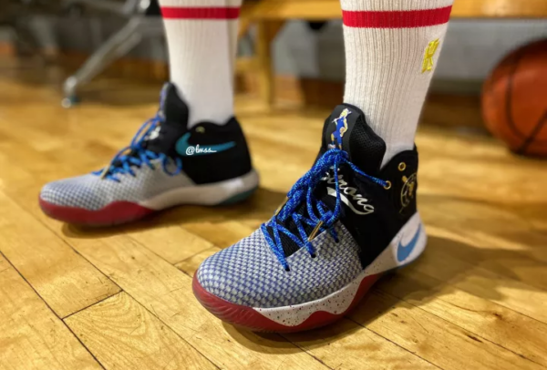 Giày Nike Kyrie 2 'Doernbecher'  898641-001 - Ảnh 4